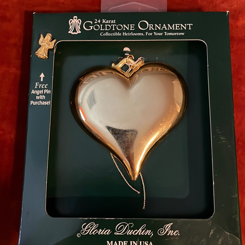 Gloria Duchin Inc, 24 karat Gold tone  Heart Ornament